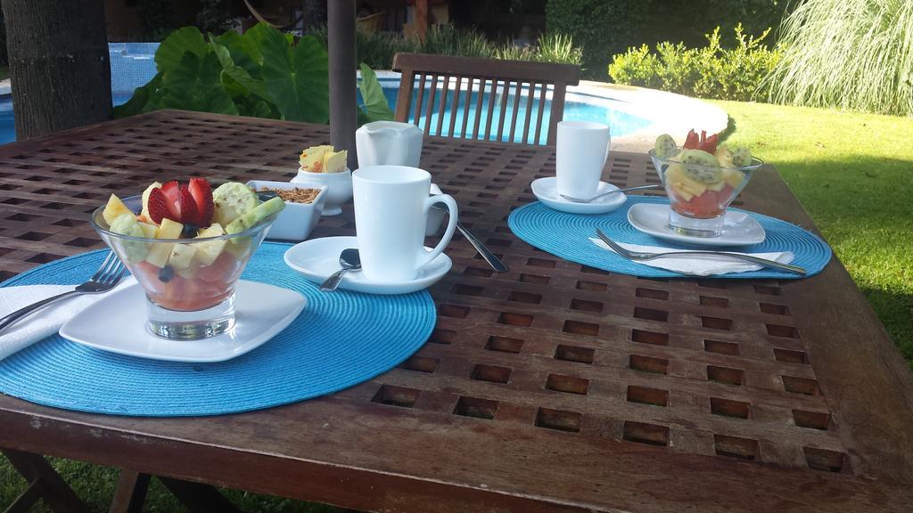 La Joya Del Viento Bed & Breakfast Valle de Bravo Luaran gambar