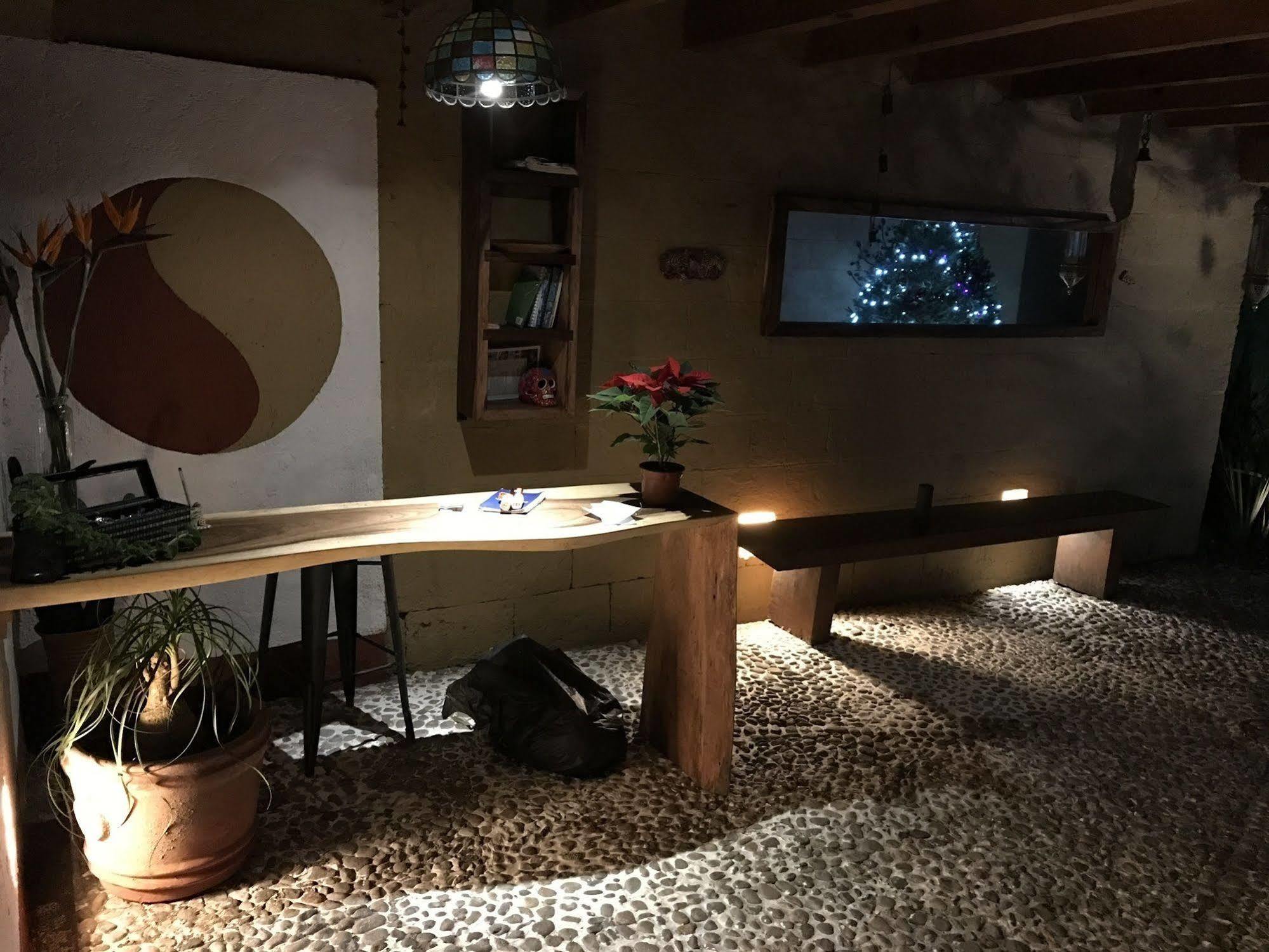 La Joya Del Viento Bed & Breakfast Valle de Bravo Luaran gambar