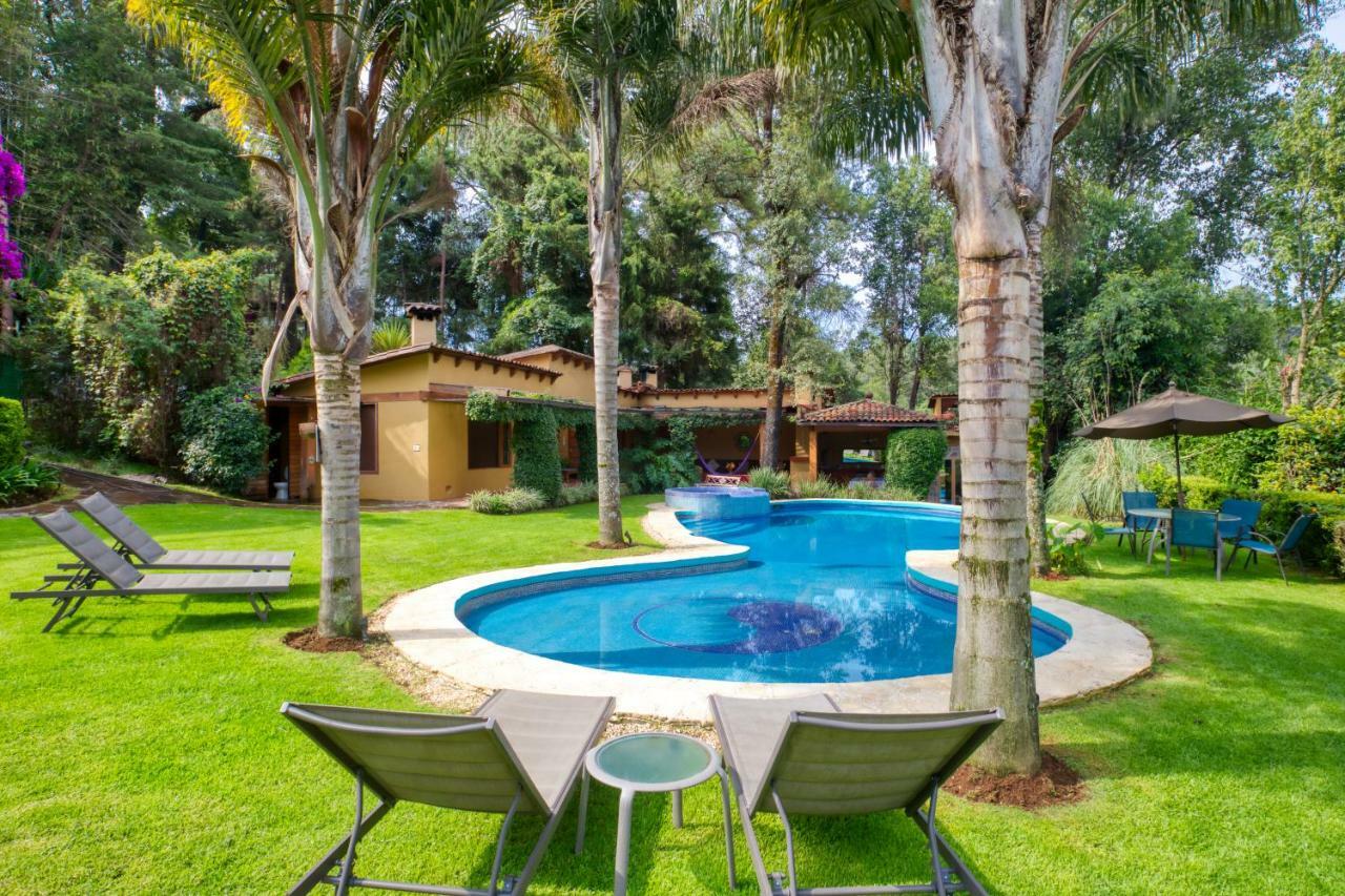 La Joya Del Viento Bed & Breakfast Valle de Bravo Luaran gambar