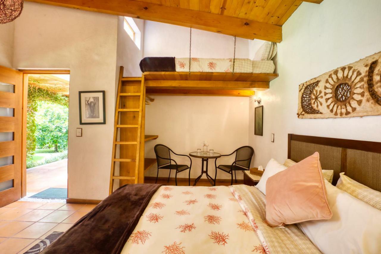 La Joya Del Viento Bed & Breakfast Valle de Bravo Luaran gambar