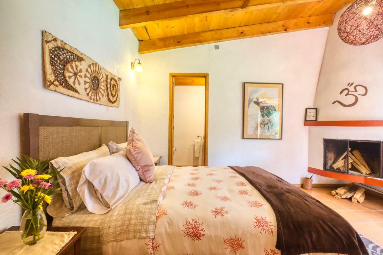La Joya Del Viento Bed & Breakfast Valle de Bravo Luaran gambar